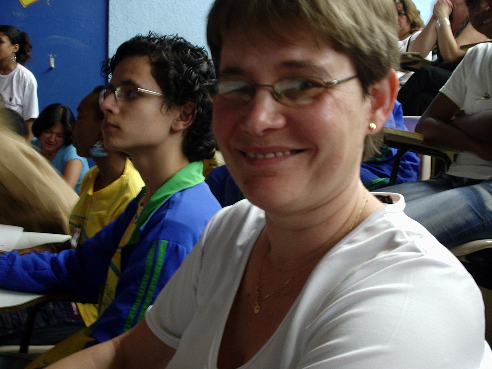 Professora Glória atual coordenadora da Semana de Geografia, na edição de 2003